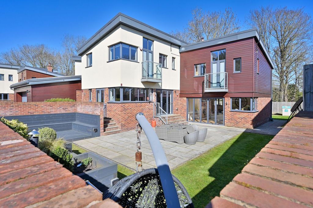 Additional image 45 of 5 bed detached house for saleThe Harlequins, Sandy Lane, Bushey WD23