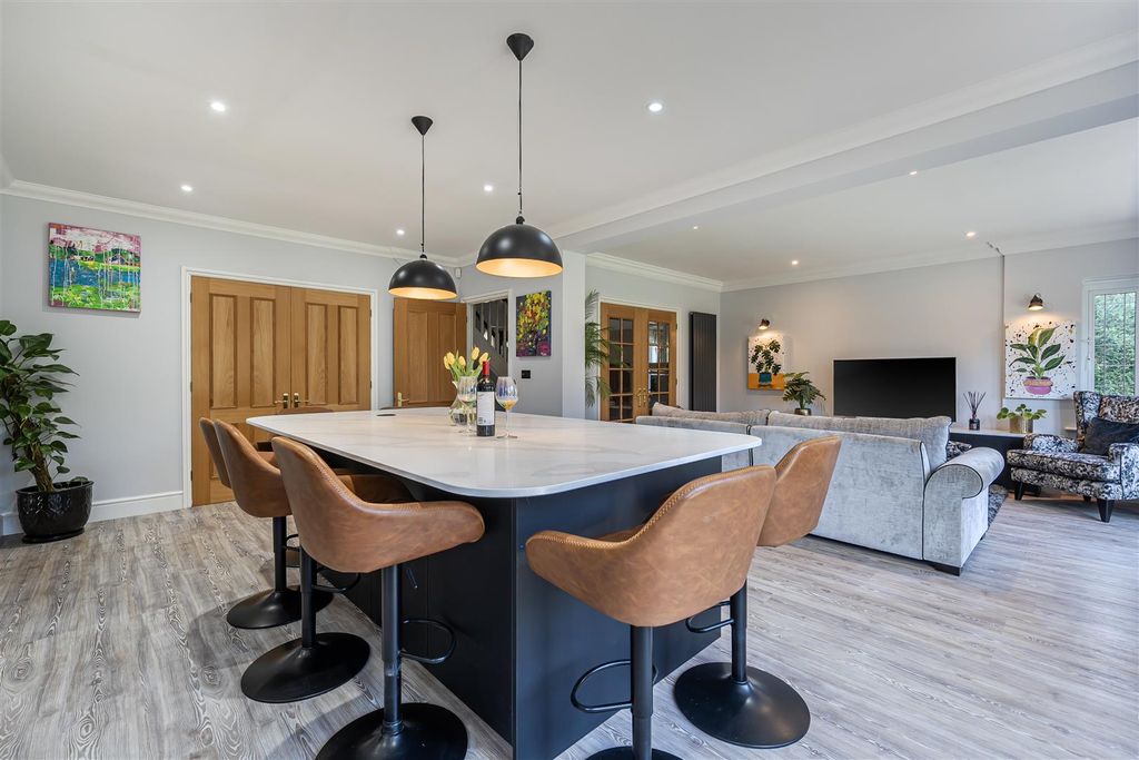 Additional image 17 of 5 bed detached house for saleGolf Drive, Camberley GU15