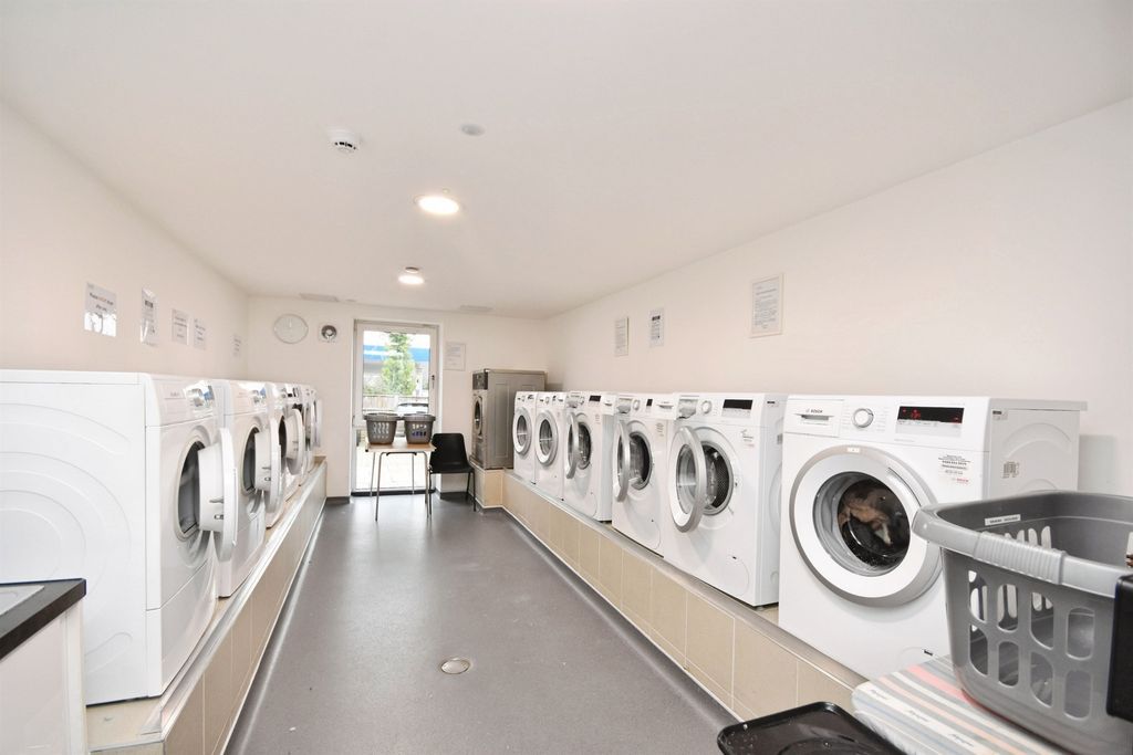 Additional image 15 of 2 bed flat for salePrinces Road, Chelmsford CM2