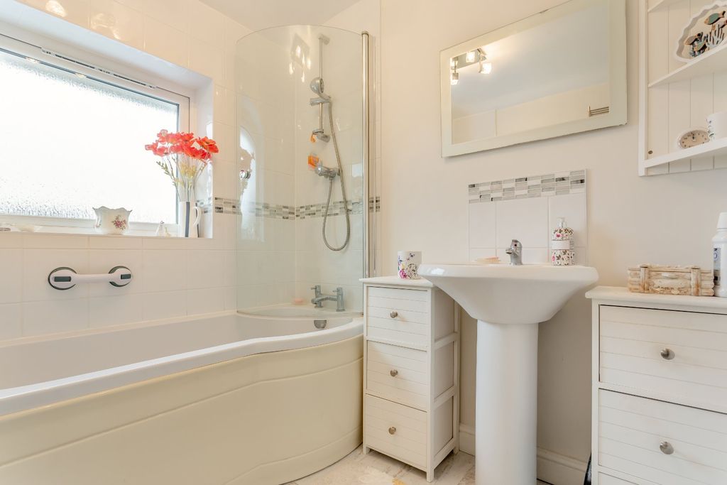 Additional image 12 of 3 bed end terrace house for saleStratton Heights, Cirencester, Gloucestershire GL7