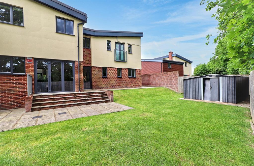 Additional image 33 of 4 bed detached house for saleSandy Lane, Bushey WD23