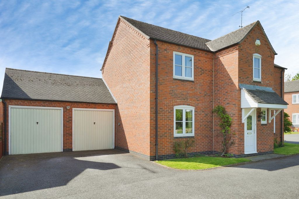 Additional image 35 of 4 bed detached house for saleShotwood Close, Rolleston-On-Dove, Burton-On-Trent, Staffordshire DE13