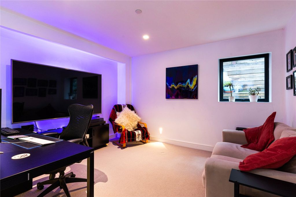 Additional image 9 of 4 bed detached house for saleMaywood Drive, Camberley, Surrey GU15