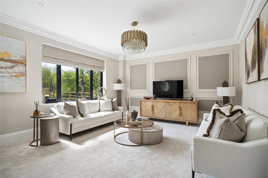 Additional image 6 of 5 bed detached house for saleMill Farm, Mill Lane, Chalfont St. Giles, Buckinghamshire HP8
