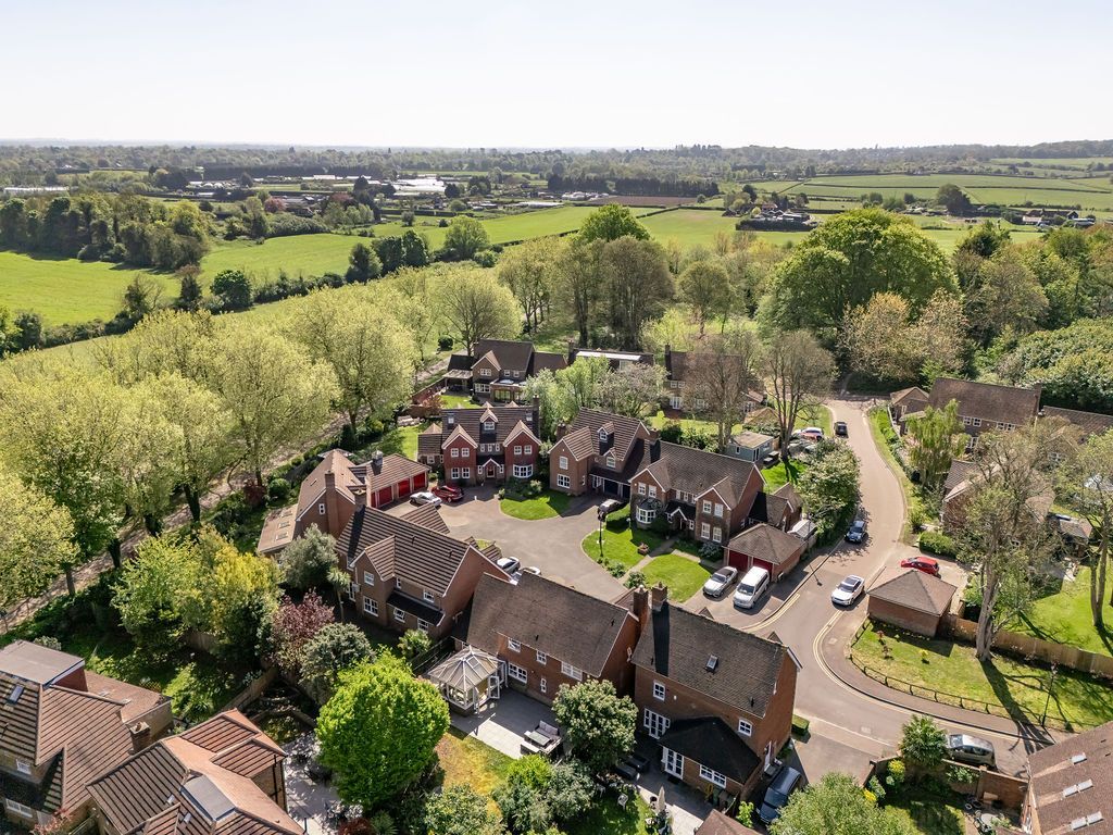 Additional image 2 of 4 bed detached house for saleLawson Walk, Carshalton Beeches SM5