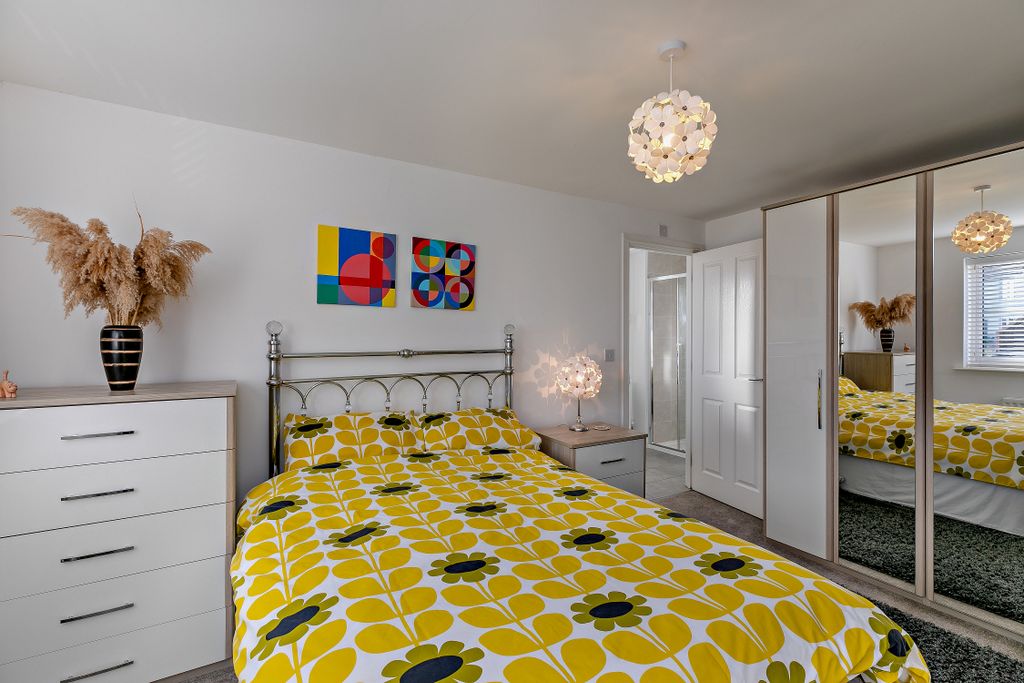 Additional image 12 of 4 bed link detached house for saleRiverside Way, Castleford, West Yorkshire WF10