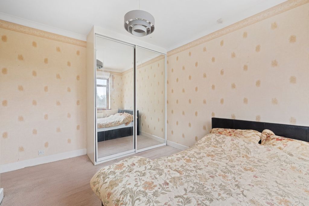 Additional image 41 of 6 bed semi-detached house for saleSalisbury Road, Carshalton SM5