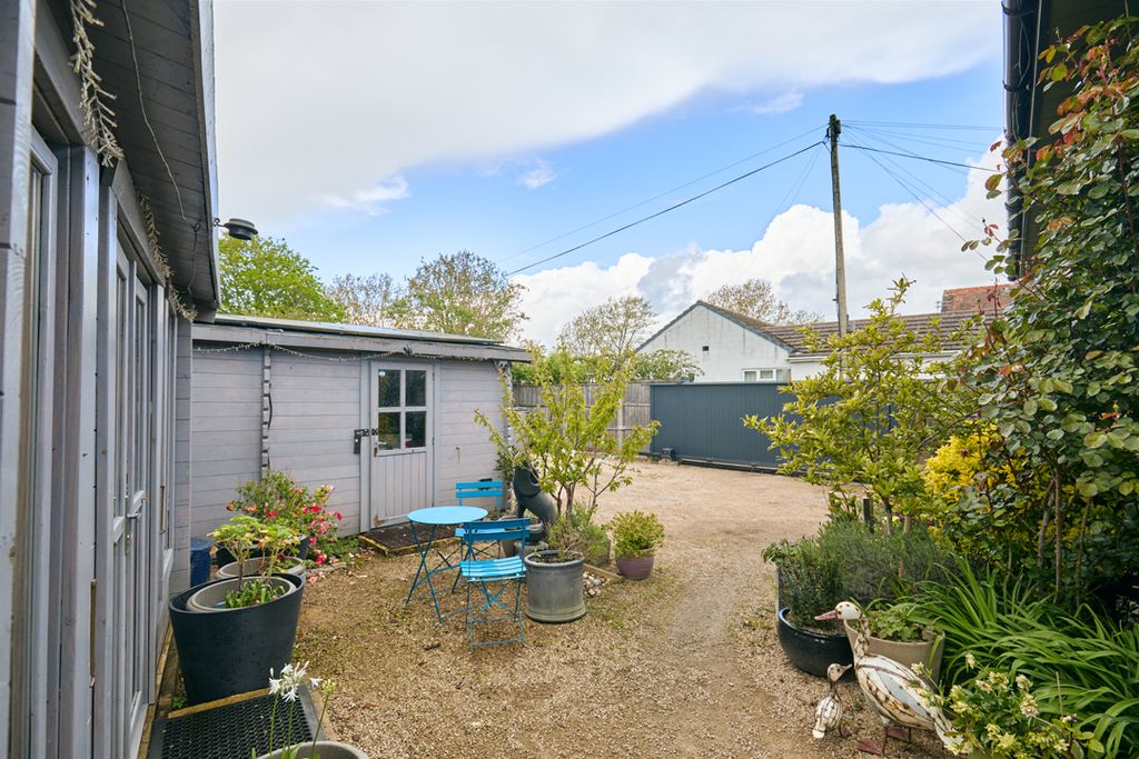Additional image 14 of 2 bed detached house for saleLaleham Reach, Chertsey KT16