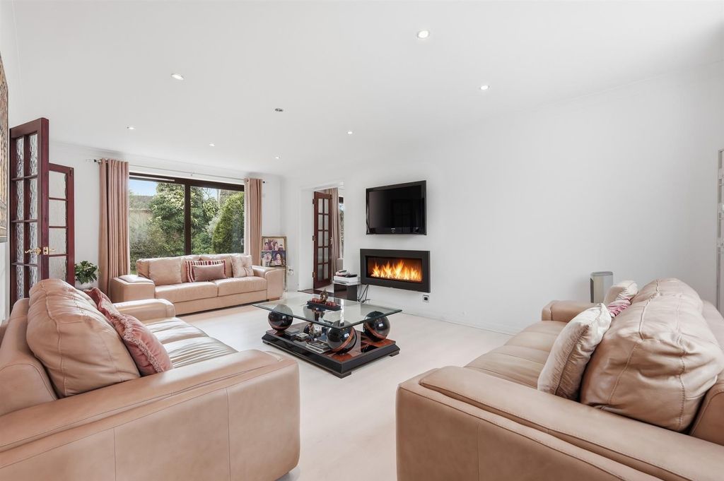 Additional image 6 of 6 bed detached house for saleBromley Lane, Chislehurst BR7