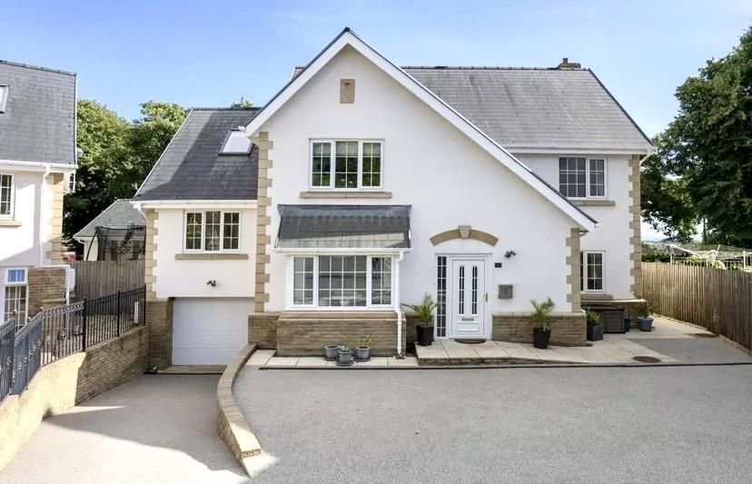 5 bed detached house for salePlas Newydd, Cwm Ivor Road, Burry Port SA16