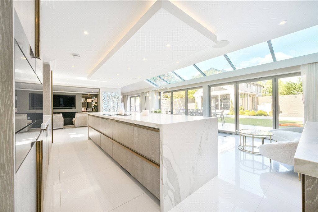 Additional image 3 of 5 bed detached house for saleLeesons Hill, Chislehurst BR7