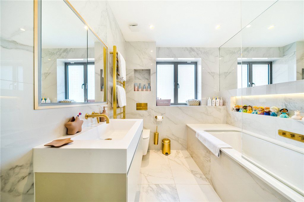 Additional image 20 of 5 bed detached house for saleLeesons Hill, Chislehurst BR7