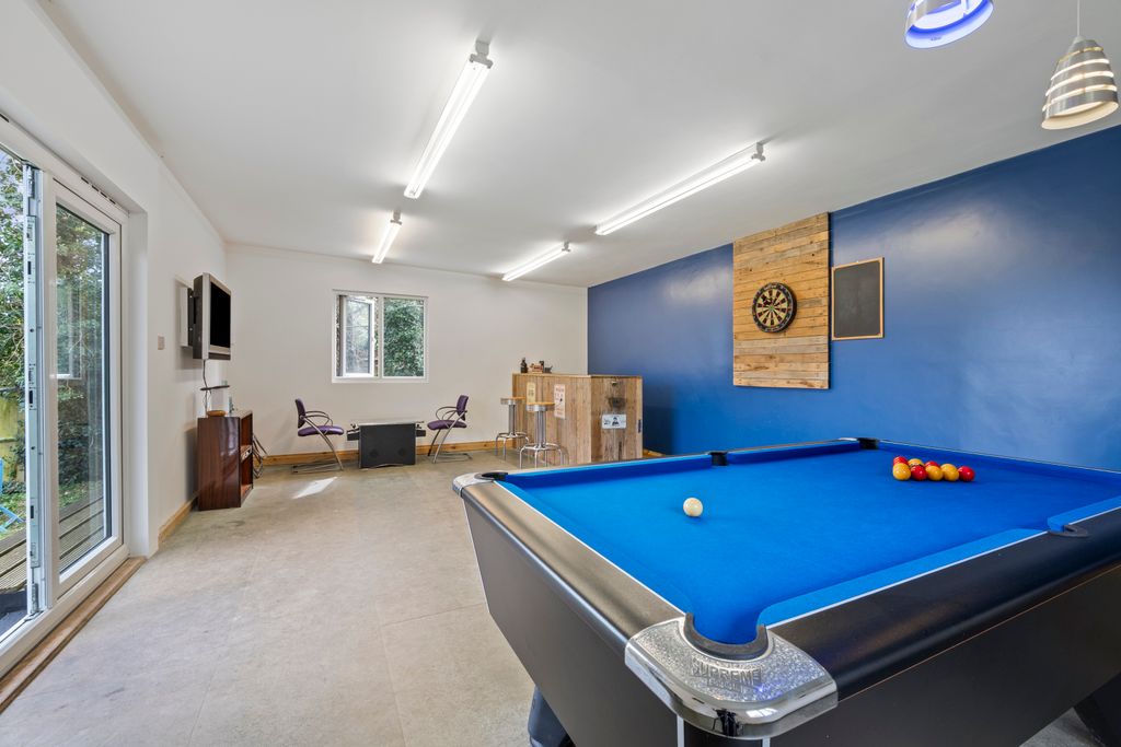 Additional image 31 of 5 bed detached house for saleCarshalton, Surrey SM5