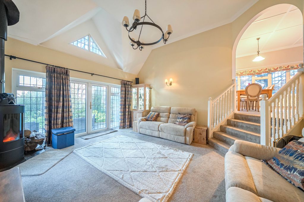 Additional image 3 of 5 bed detached house for saleTupwood Lane, Caterham CR3
