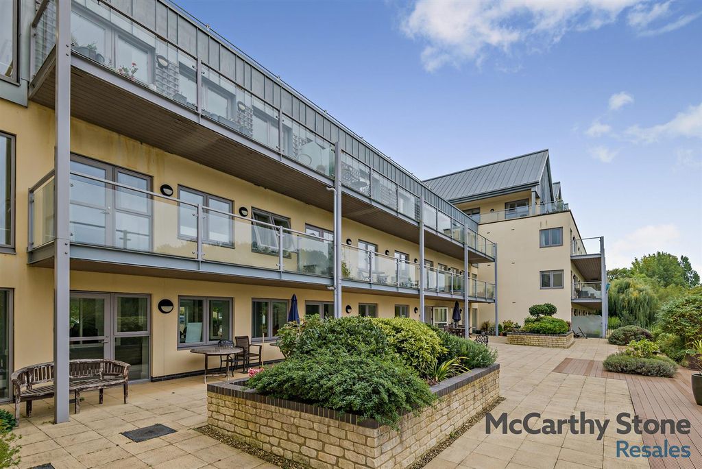 Additional image 15 of 2 bed flat for saleBowles Court, Westmead Lane, Chippenham, Wiltshire SN15