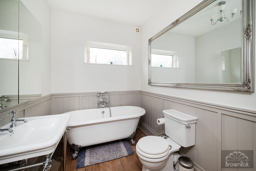 Additional image 15 of 5 bed detached house for saleHeathfield Road, Bushey, Hertfordshire WD23