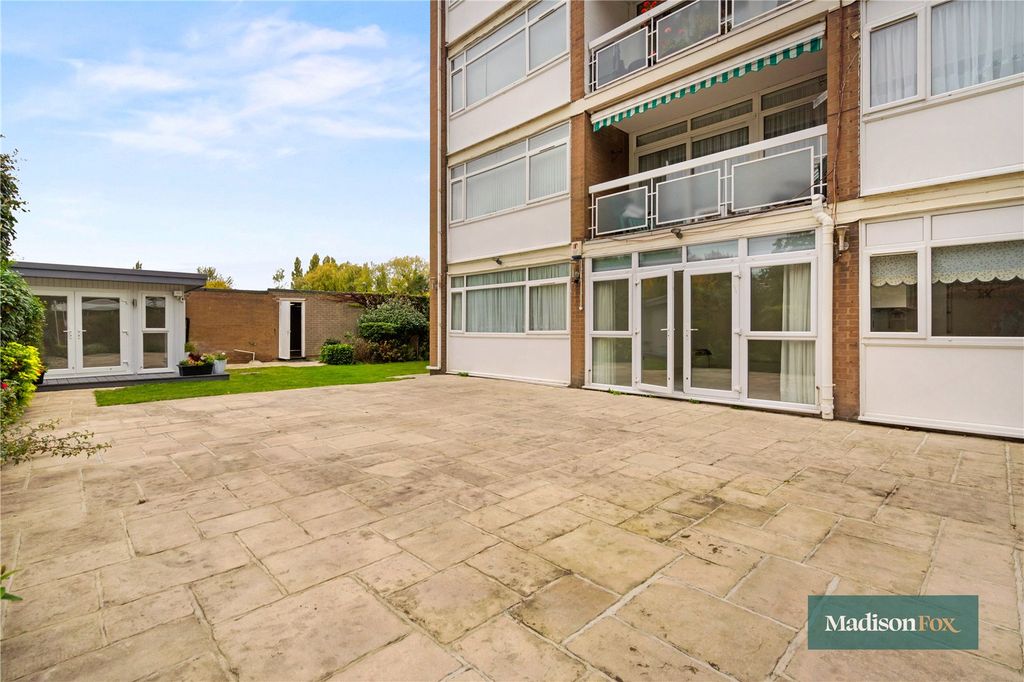Additional image 19 of 2 bed flat for saleThe Bowls, Chigwell, Essex IG7