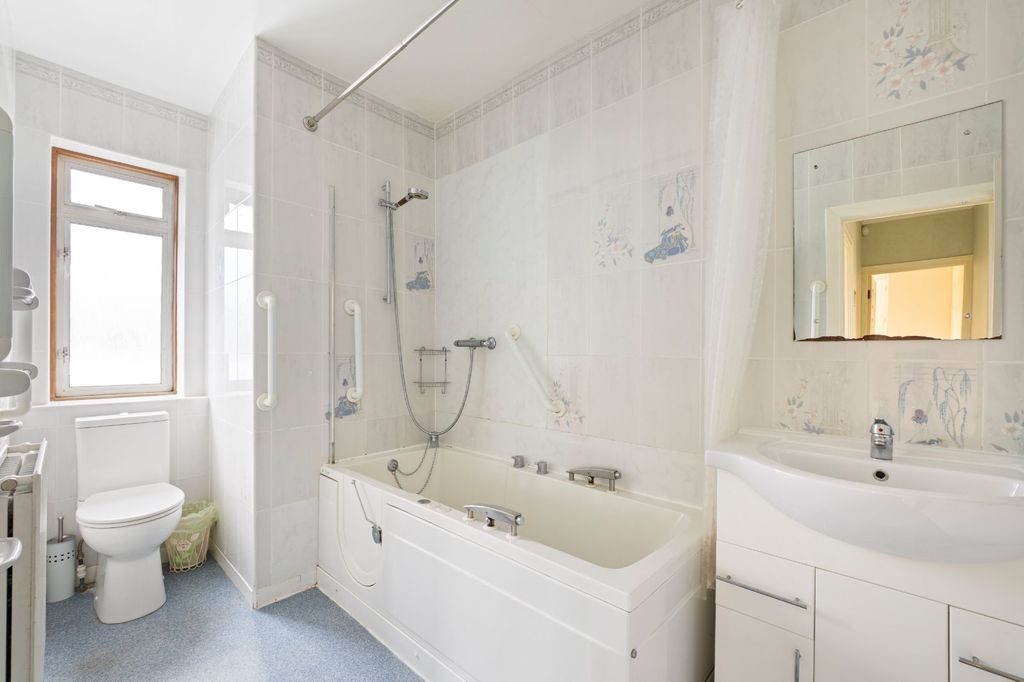 Additional image 13 of 6 bed semi-detached house for saleSalisbury Road, Carshalton SM5