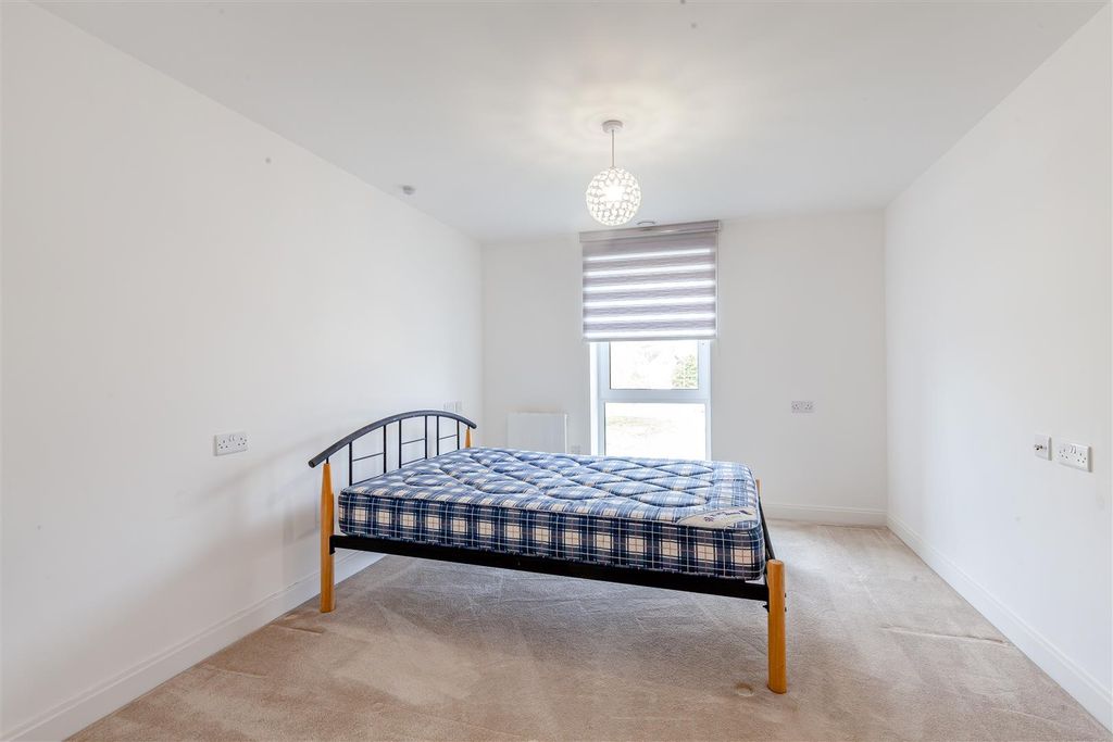Additional image 9 of 2 bed flat for saleMiami House, Princes Road, Chelmsford, Essex CM2