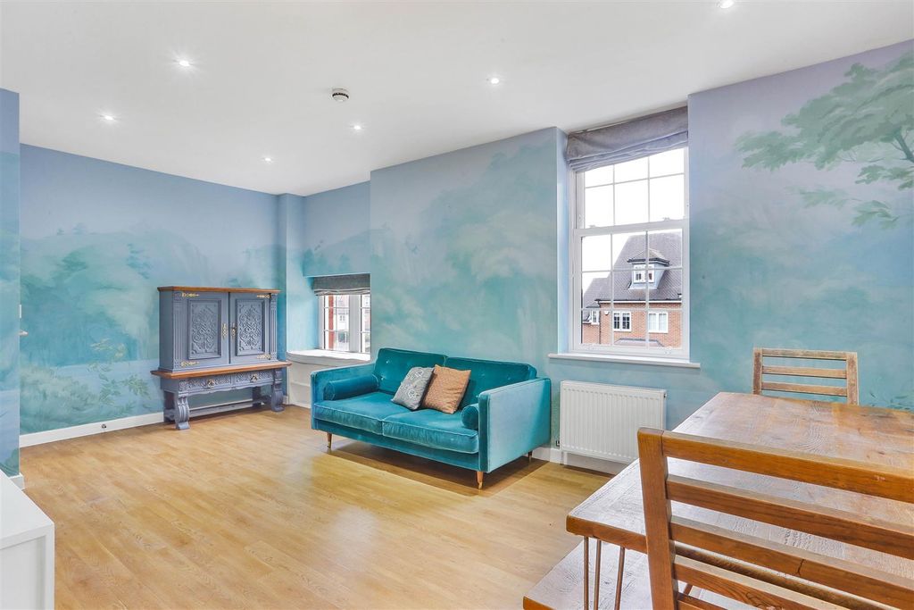 Additional image 13 of 2 bed flat for saleDamson Way, Carshalton Beeches SM5
