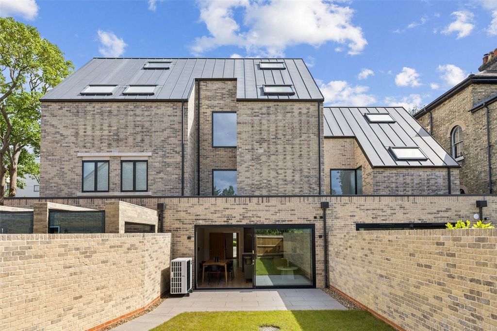 Additional image 6 of 4 bed terraced house for sale1A Fitzwilliam Road, Cambridge, Cambridgeshire CB2