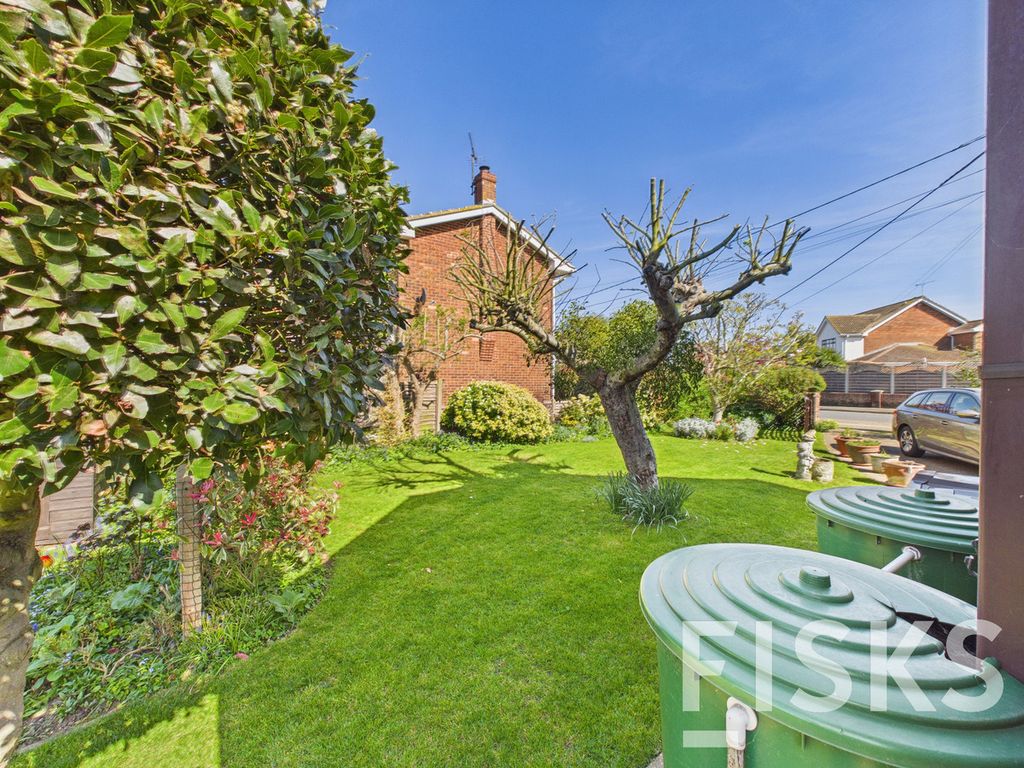 Additional image 24 of 4 bed detached house for saleLeigh Road, Canvey Island SS8
