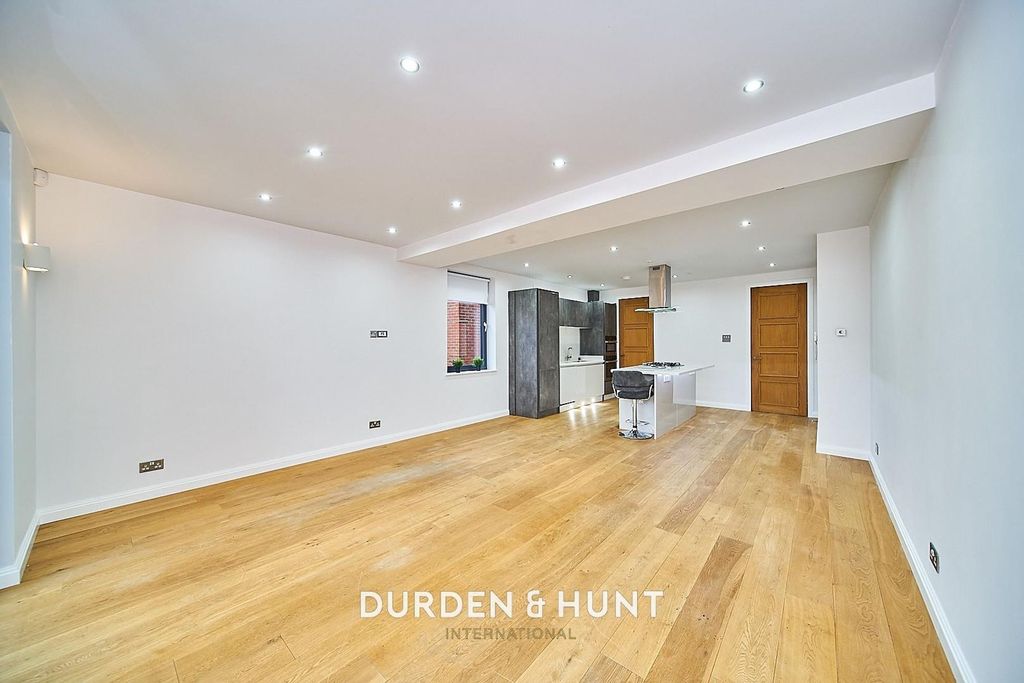 Additional image 10 of 2 bed flat for saleEden Avenue, Chigwell IG7