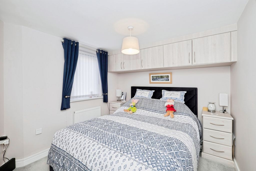 Additional image 3 of 1 bed flat for saleRotair Road, Camborne, Cornwall TR14