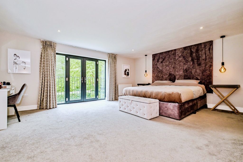 Additional image 10 of 5 bed detached house for saleSilver Wood, Pulborough RH20