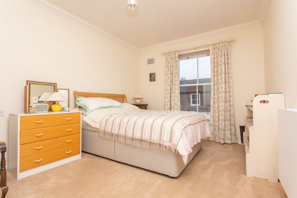 Additional image 10 of 2 bed flat for saleRoper Road, Canterbury CT2