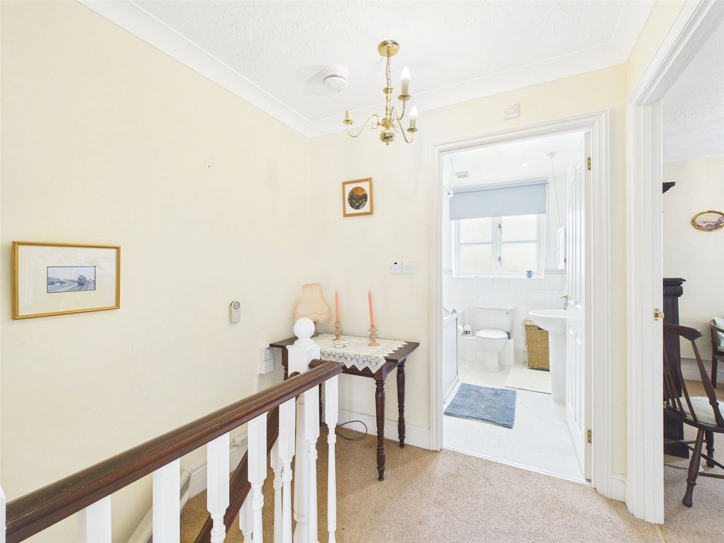 Additional image 13 of 2 bed terraced house for saleHill Farm Court, Chinnor, Oxfordshire OX39