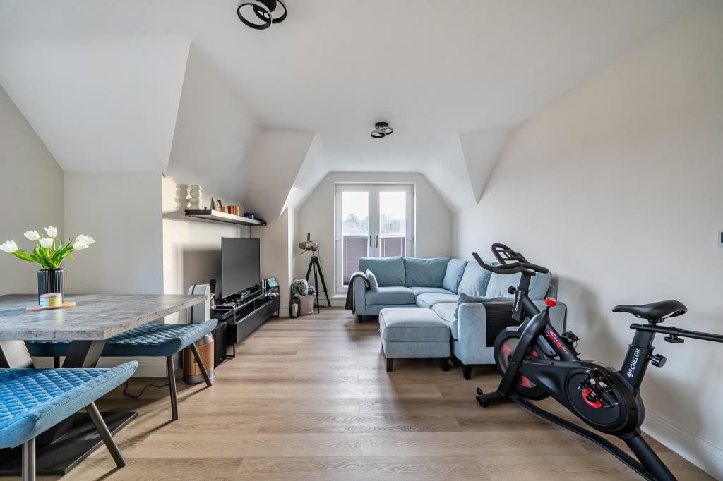 Additional image 4 of 2 bed flat for saleChesham, Buckinghamshire HP5