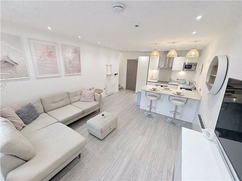 2 bed flat for saleEden Place, Cheadle SK8