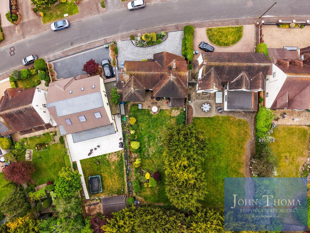 Additional image 2 of 4 bed detached house for saleChester Road, Chigwell IG7
