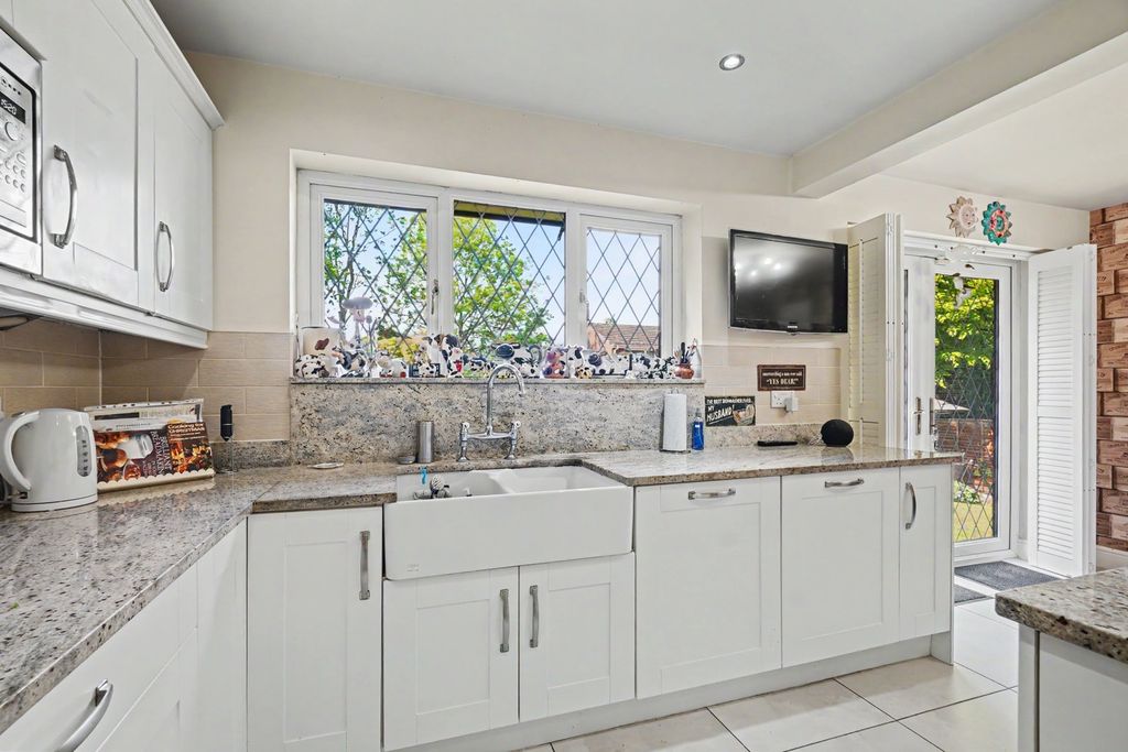 Additional image 9 of 4 bed detached house for saleWoodlands, Walderslade Woods, Chatham ME5