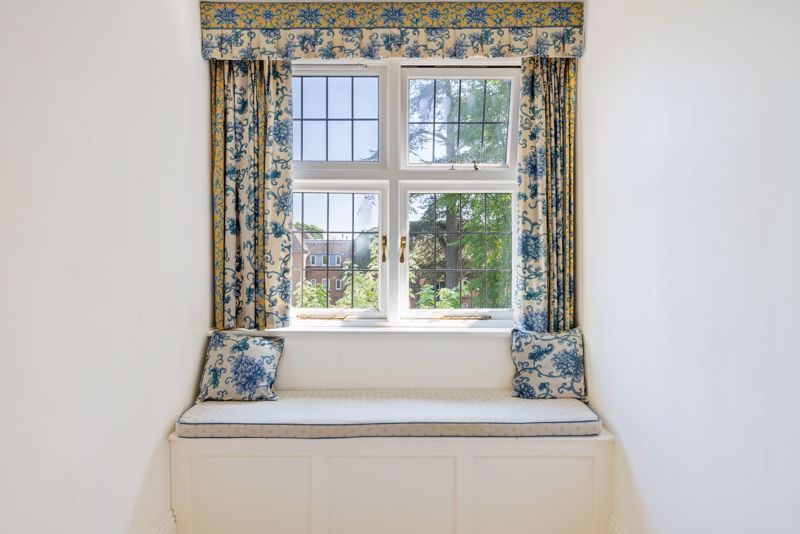 Additional image 4 of 2 bed flat for saleThe Avenue, Summersdale, Chichester PO19