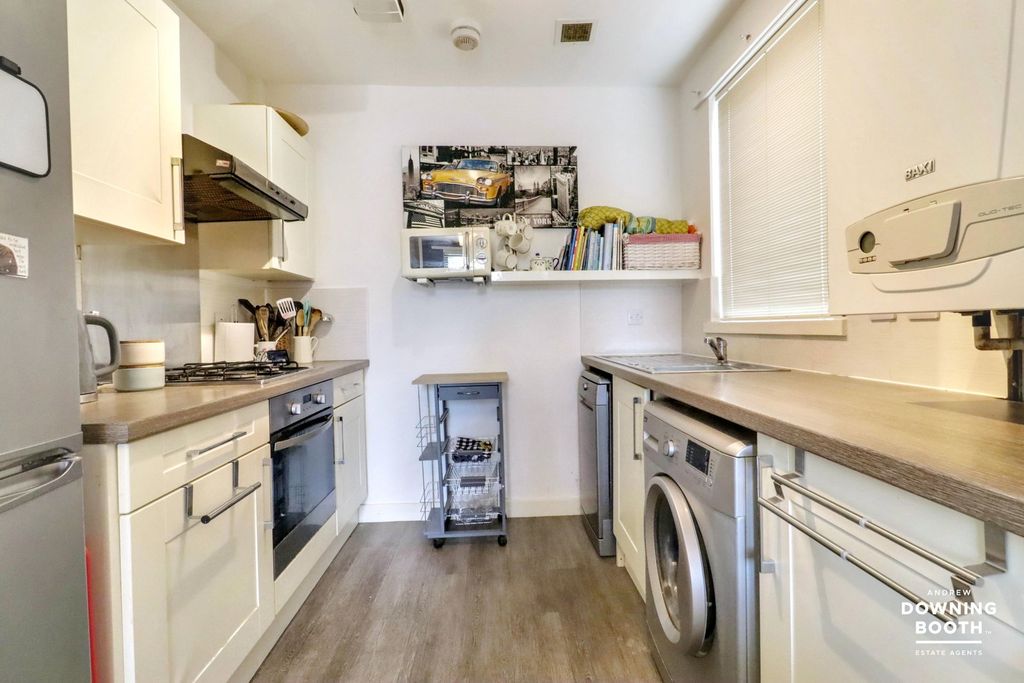 Additional image 9 of 2 bed flat for saleQueen Street, Lichfield WS13