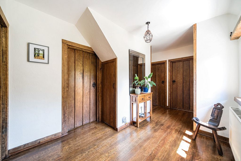 Additional image 11 of 4 bed detached house for saleDome Hill Peak, Caterham CR3