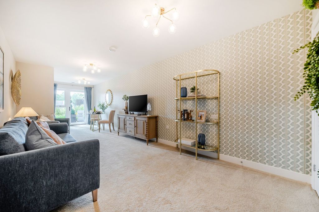 Additional image 12 of 2 bed flat for salePalmers Fields Avenue, Chichester PO19
