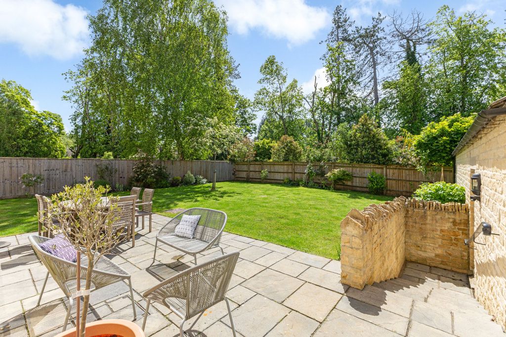 Additional image 3 of 5 bed detached house for salePreston Leigh, Siddington, Cirencester, Gloucestershire GL7