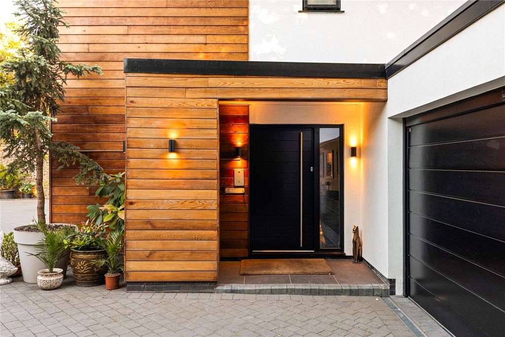 Additional image 25 of 4 bed detached house for saleMaywood Drive, Camberley, Surrey GU15