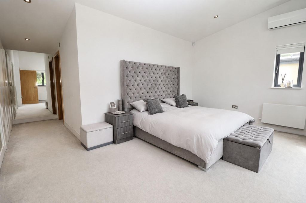 Additional image 14 of 4 bed detached house for saleSandy Lane, Bushey WD23