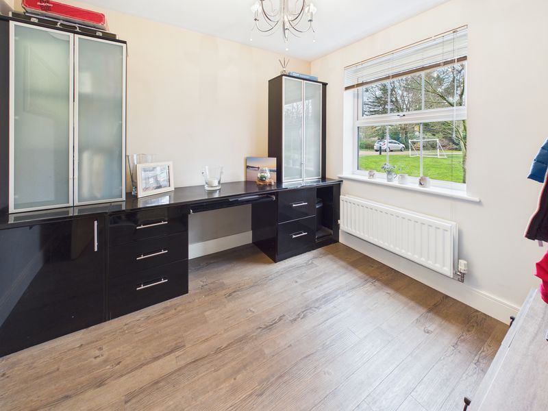 Additional image 11 of 5 bed detached house for saleNewbery Close, Caterham CR3