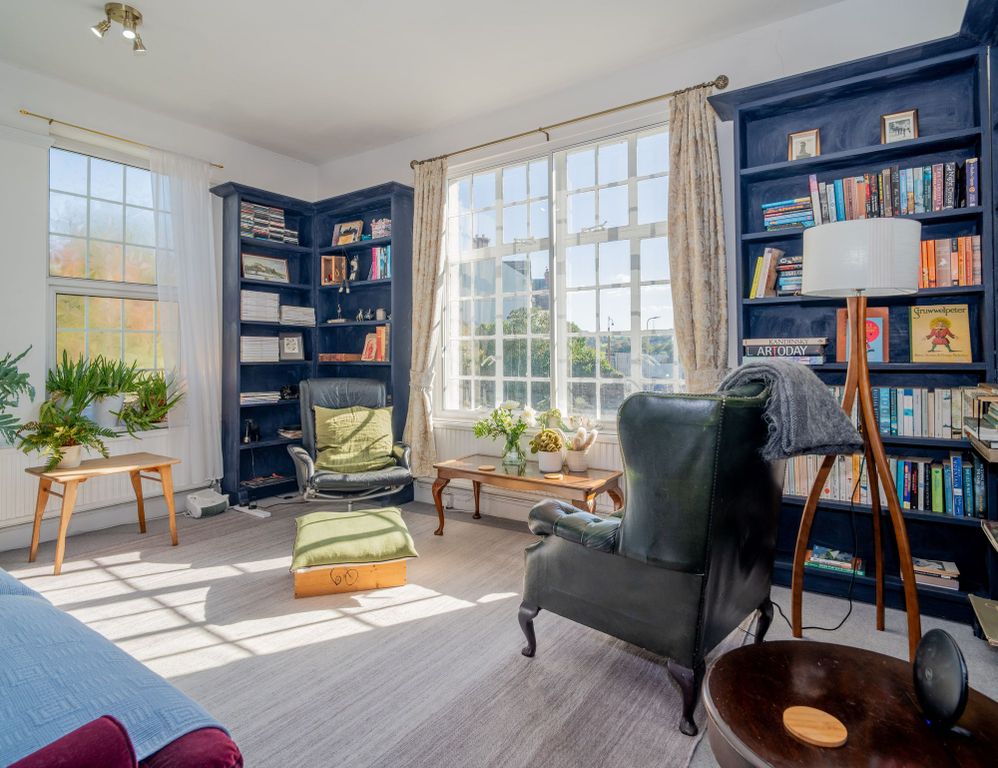 Additional image 12 of 7 bed property for saleEagle Star House, 9 Quay Street, Carmarthen SA31