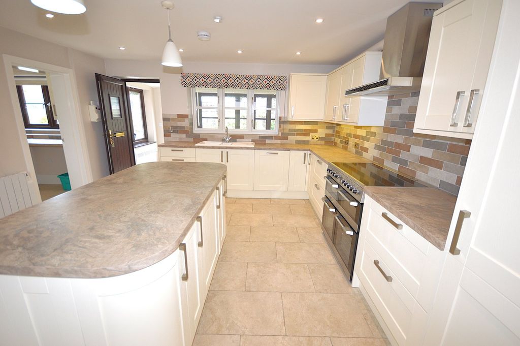 Additional image 5 of 3 bed semi-detached house for saleHenstablau, Llanidloes Road, Newtown, Powys SY16