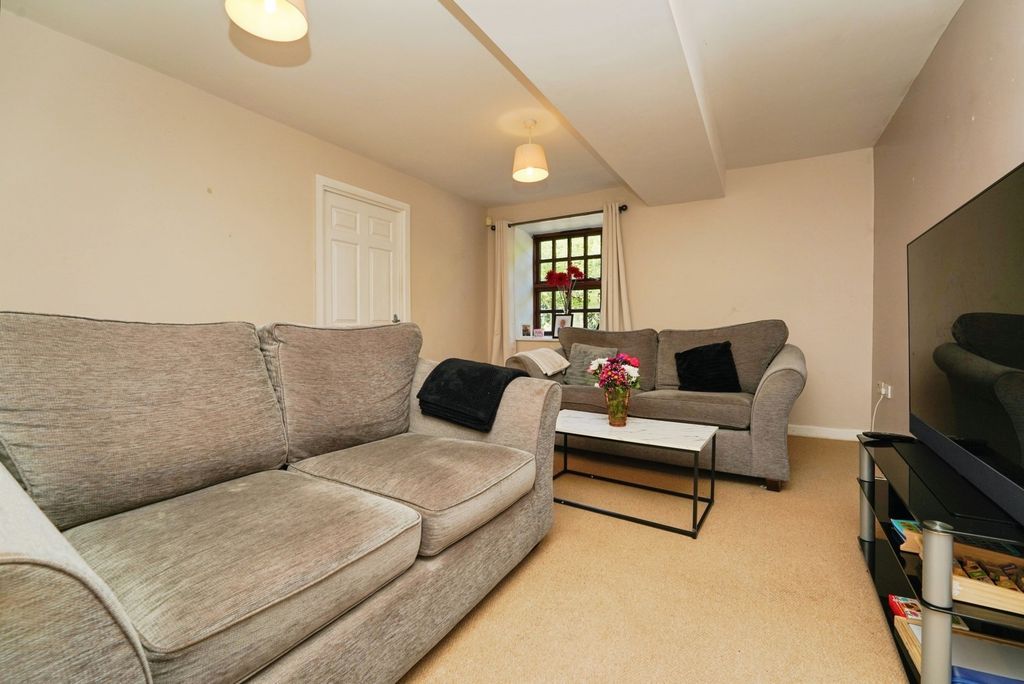 Additional image 3 of 2 bed flat for saleMill Bank, Evesham, Worcestershire WR11