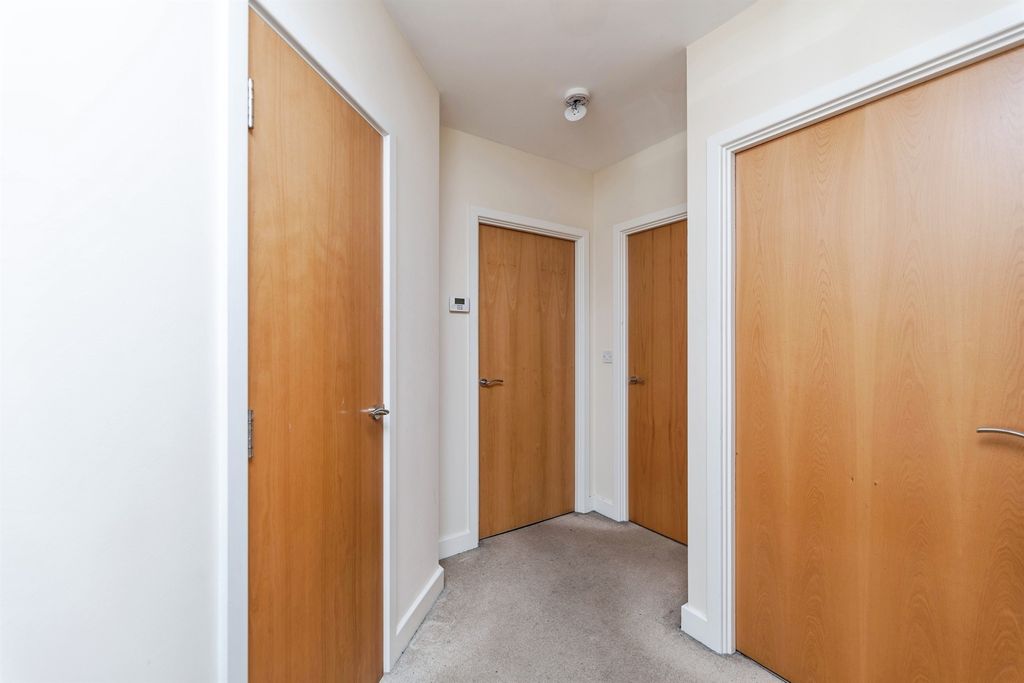 Additional image 17 of 2 bed flat for salePriory Chase, Pontefract WF8