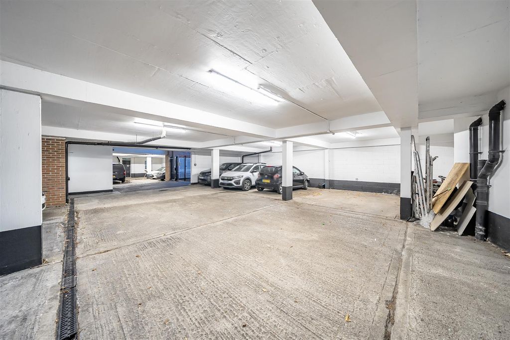 Additional image 9 of 2 bed flat for saleNicole Lodge, 2 Carshalton Park Road, Carshalton SM5