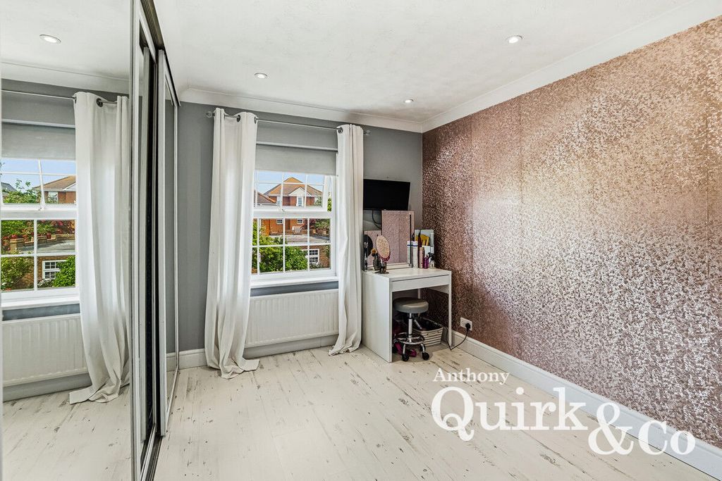 Additional image 26 of 4 bed detached house for saleSilver Point Marine, Canvey Island SS8