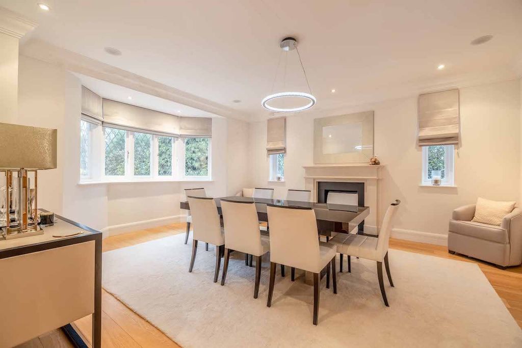 Additional image 3 of 6 bed detached house for saleBurtons Way, Chalfont St Giles HP8